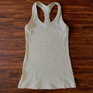 Lululemon CRB tank size 6 Ribbed